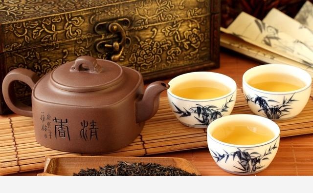 用茶葉水澆花怎麼樣？-空間收納大師的回答